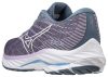 Mizuno Wave Rider 26 Wisteria/Whte/ChinaBlue futócipő